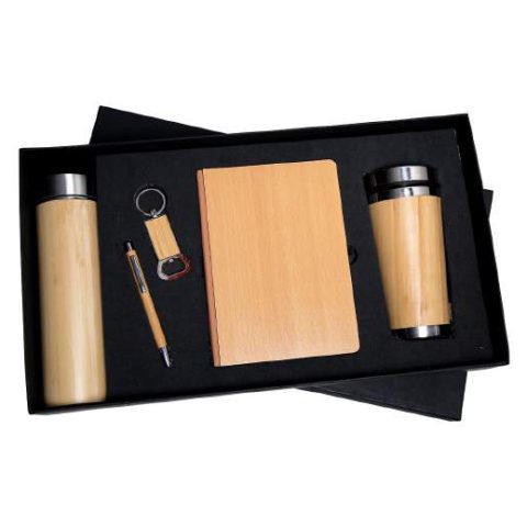 5-in-1 gift set: Bamboo bottle + Bamboo mug + Bamboo notebook + Bamboo keychain + Bamboo pen