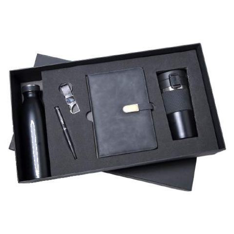 5-in-1 gift set: Water bottle + Mug + Notebook + Pen + Keychain