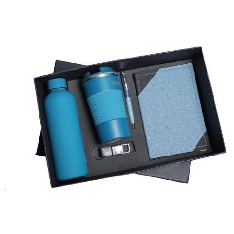 5-in-1 gift set: Water bottle + Mug + Notebook + Pen + Keychain