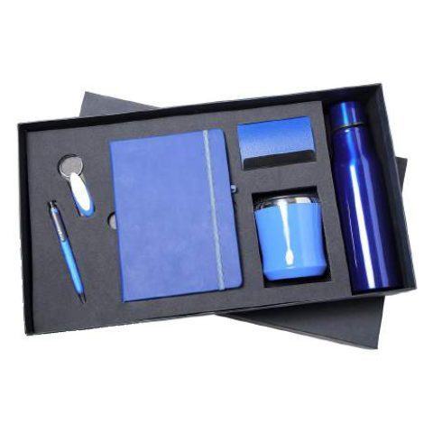 6-in-1 gift set: Water bottle + Card holder + Notebook + Pen + Keychain + Mug