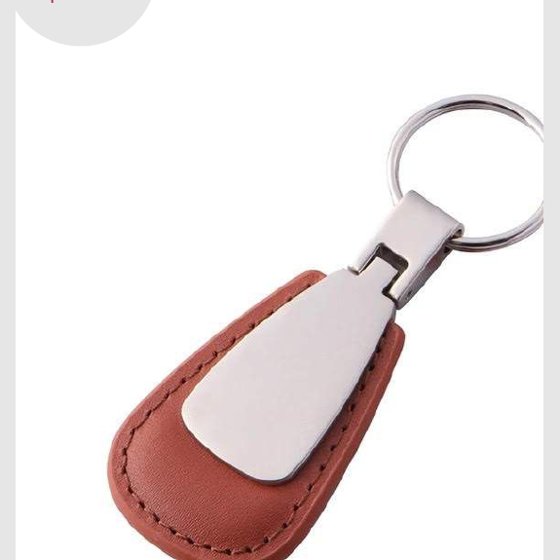 Leather teardrop keychain
